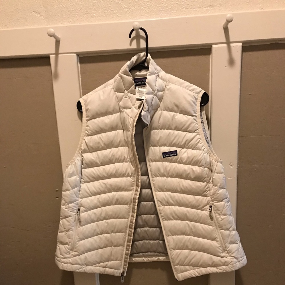 White Patagonia Vest XL
